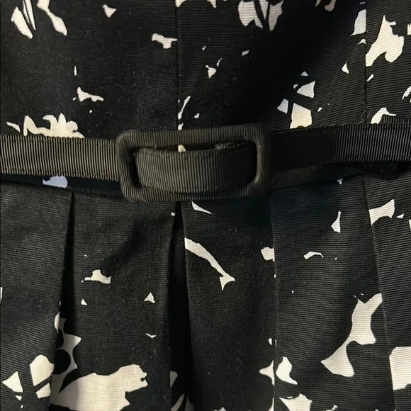 White House Black Market Women’s Cocktail Dress Size 4 Floral Belted Classic - Picture 5 of 7